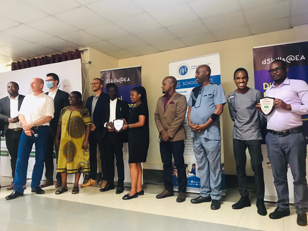 StartHubAfrica's tweet photo. The four winners of the Rwanda and Kenya legs of the #EACDigitalInnovation Program Pitch Events.
1.EasyHouse(Kenya)
2.Impact Farm(Kenya)
3.Beyi Group (Rwanda)
4. Smart Water Meter (Rwanda)
These four received $1,000 each from @iucea_info and proceed to the regional finals. https://t.co/DdRniDV4lt