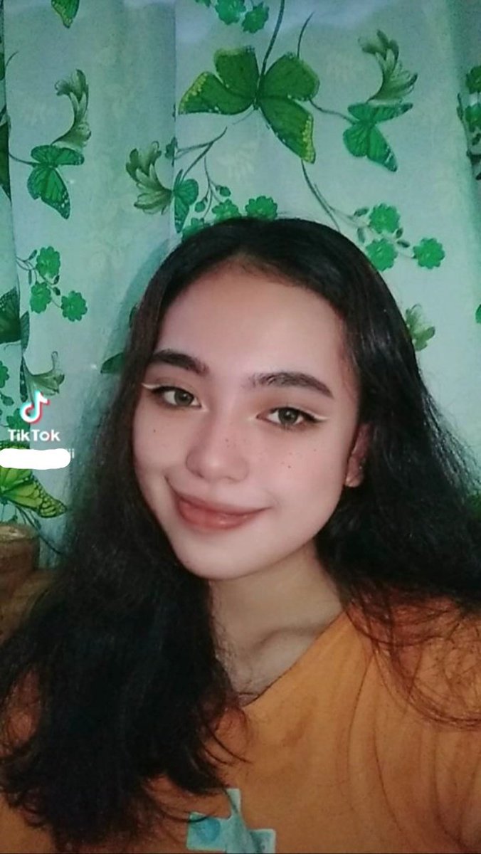 jeian_desu's tweet photo. Dunno how to take a pic on tiktok so I gotta screenshot. Happy #beechuals ♡ https://t.co/M9AsnYiGOH