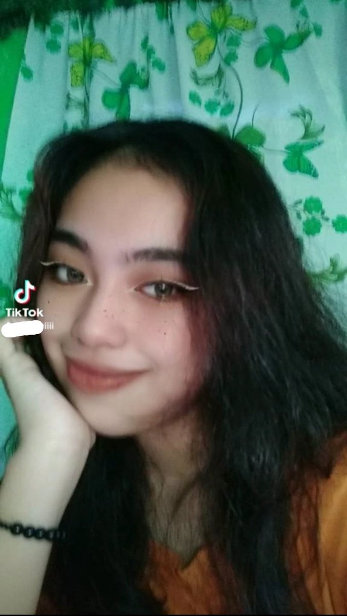 jeian_desu's tweet photo. Dunno how to take a pic on tiktok so I gotta screenshot. Happy #beechuals ♡ https://t.co/M9AsnYiGOH