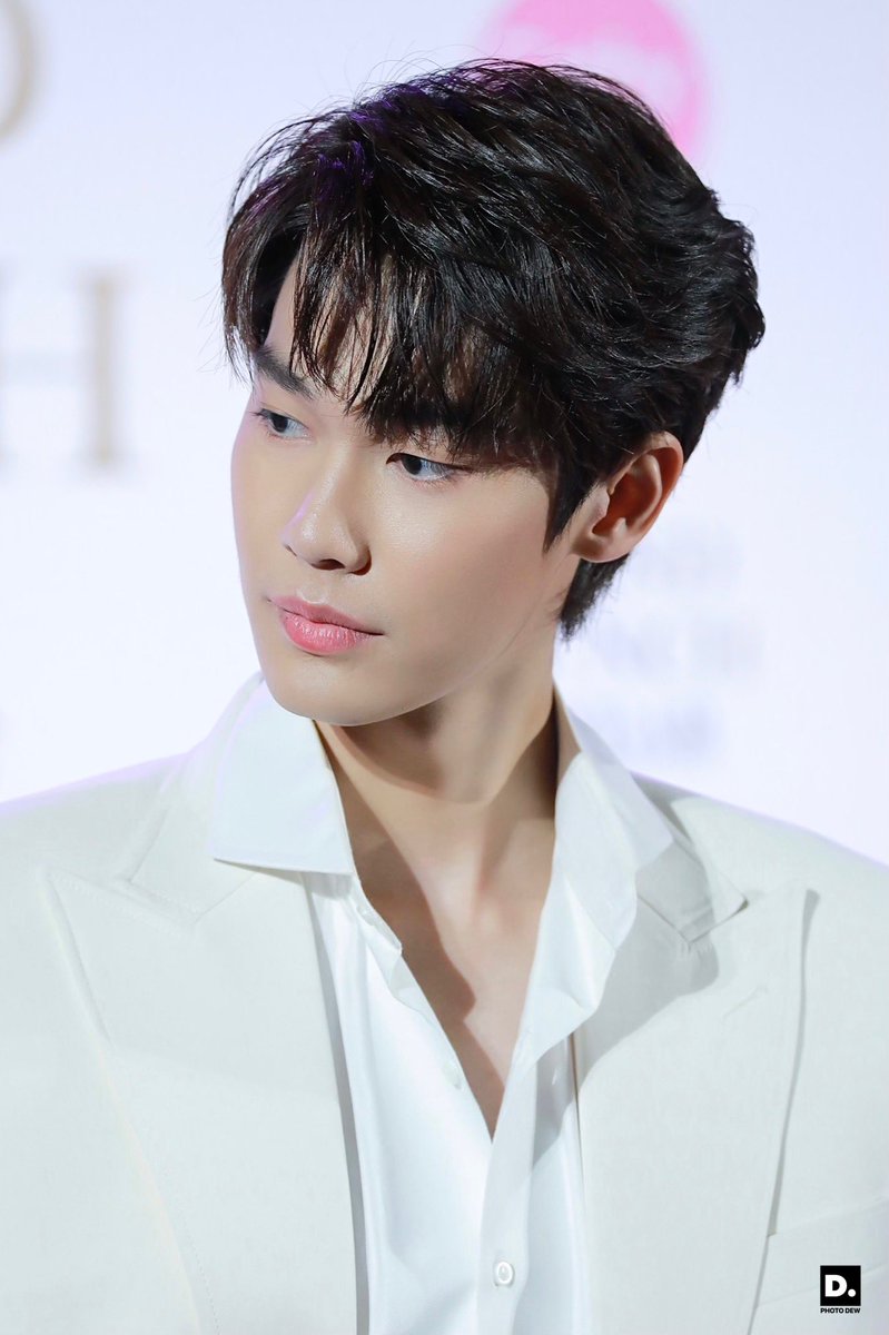 d_dew2000's tweet photo. [HQ] D.DEW — @dew_jsu
 
ความหล่อมันออก หล่อมากครับ หล่อที่สุด

#CathyDoll10YearCelebration 
#dew_jsu https://t.co/pRQE99ZngY