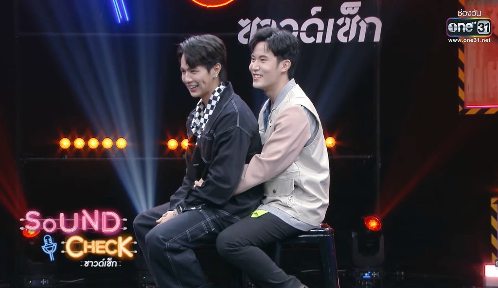 teefusex's tweet photo. im soft 🥺
@FlukeWongpian @Famechawin

#MyRideEp10 #FlukeFame  #MyRideTheSeries #รักนายMyRide  
#flukepsk #famechawin #flukepongsakorn https://t.co/3C54AjkHWk