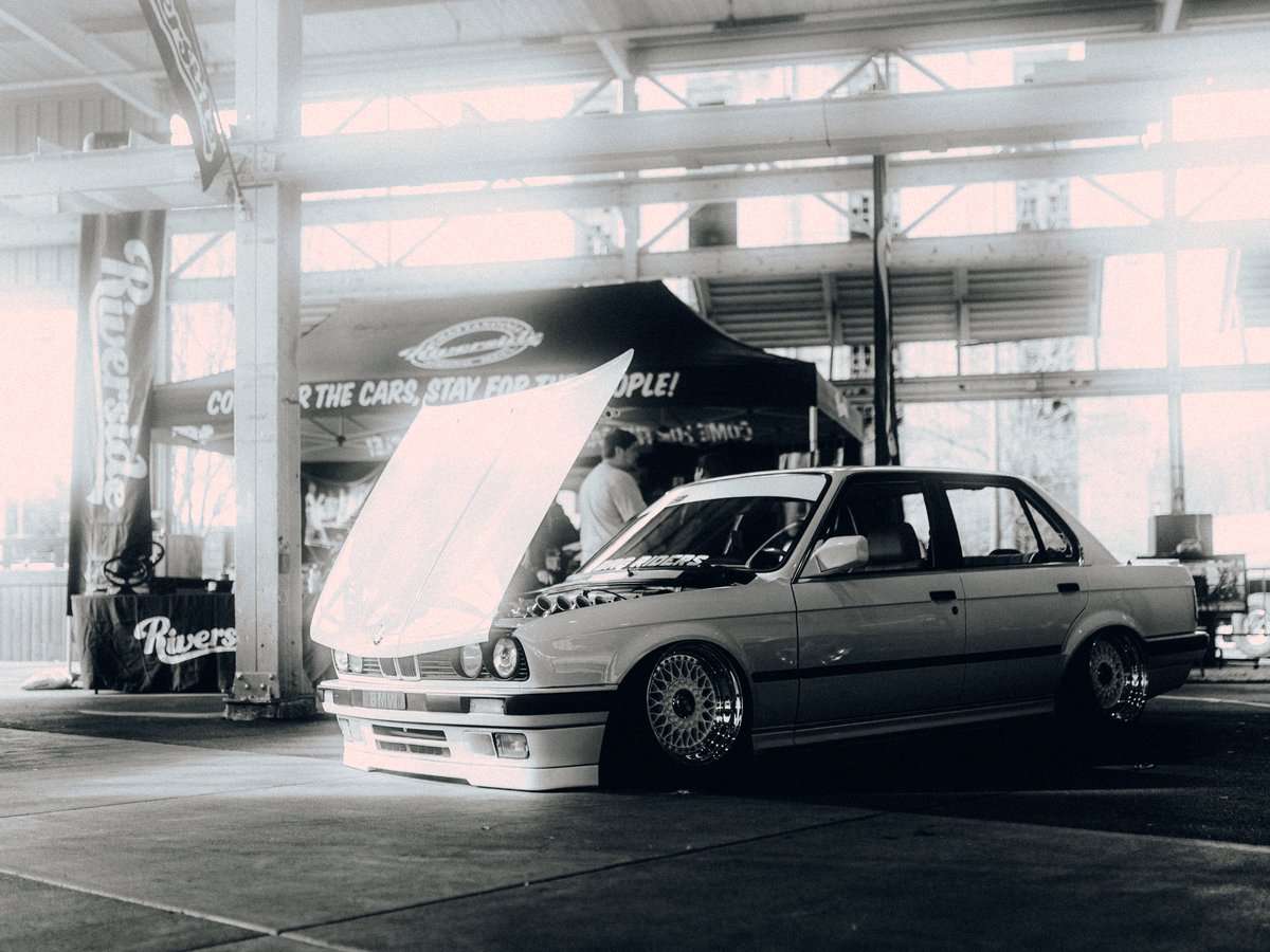 poorvizhn's tweet photo. Riverside 7 vibin.
@riversidemeet 
#carshow #photography https://t.co/aUQ1AjKxz7