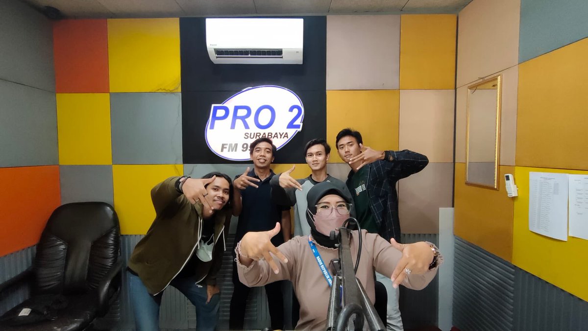 helloheysunday's tweet photo. Thanks @Pro2RRISby sudah ajak kita bincang” pagi di hari pertama ramadhan ini di dampingi dengan host yg cantik dan seruuu!
dan tidak lupa “Thanks god it’s Sunday” 🙏🏾✨
#THANKSGODITSSUNDAY https://t.co/TqXPo7z07R