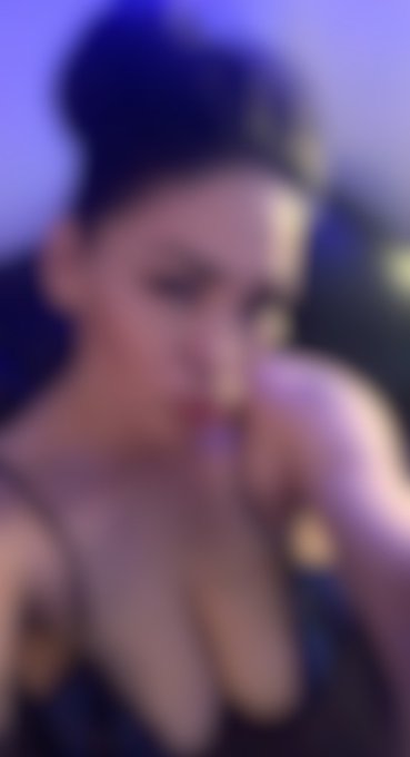 I just uploaded a Fan-only exclusive photo to Modelhub. Wanna see what you're missing? https://t.co/iAysai7U7q<a href="/tag/newprofilepic"class="tags"><span>#newprofilepic</span></a>