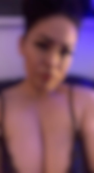 Sign up to my Modelhub Fan Club to see this brand-new exclusive photo: https://t.co/iAysai7U7q https://t<a href="/tag/newprofilepic"class="tags"><span>#newprofilepic</span></a>