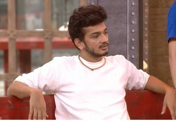 Officialok332's tweet photo. Whom Do U Support 

#PayalRohatgi  Or #MunawarFaruqui

Like For #PayalRohatgi
🔁 Retweet For #MunawarFaruqi

#LockUpp #LockUppWithKaran https://t.co/cG2PCVBsPT