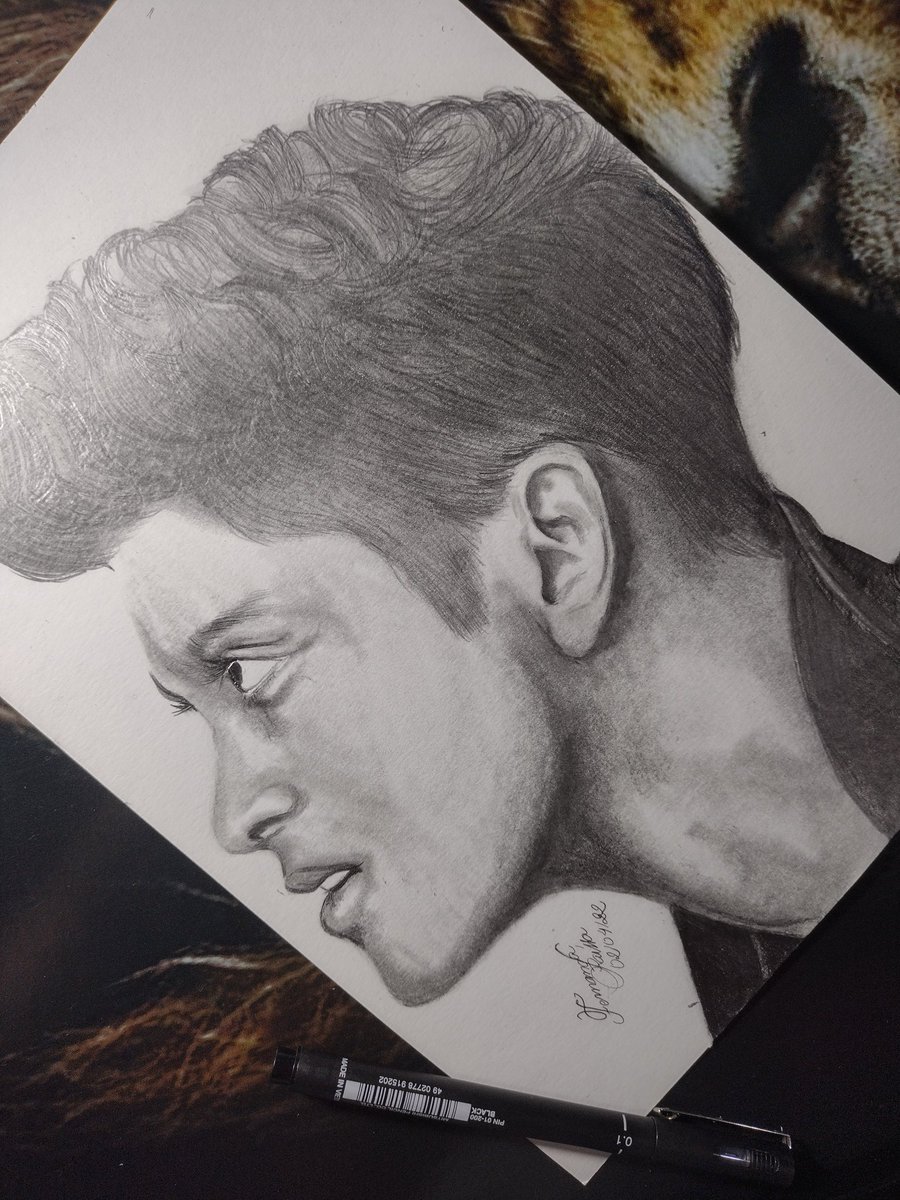 Artenopapel3's tweet photo. Drawing Bruno Mars
#brunomars #kmagic #hooligans #brunomarsfans #brunomarsmusic #music #kmagicworldtour #artenopapel #drawing #bbb22
https://t.co/k8WN2QzMim https://t.co/3BNZJ2TGs4