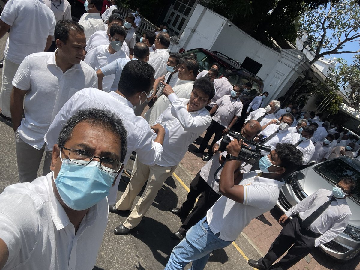 HarshadeSilvaMP's tweet photo. We will protect #democracy in #SriLanka. #SriLankaCrisis #GotaGoHome https://t.co/eBt12DW0AW