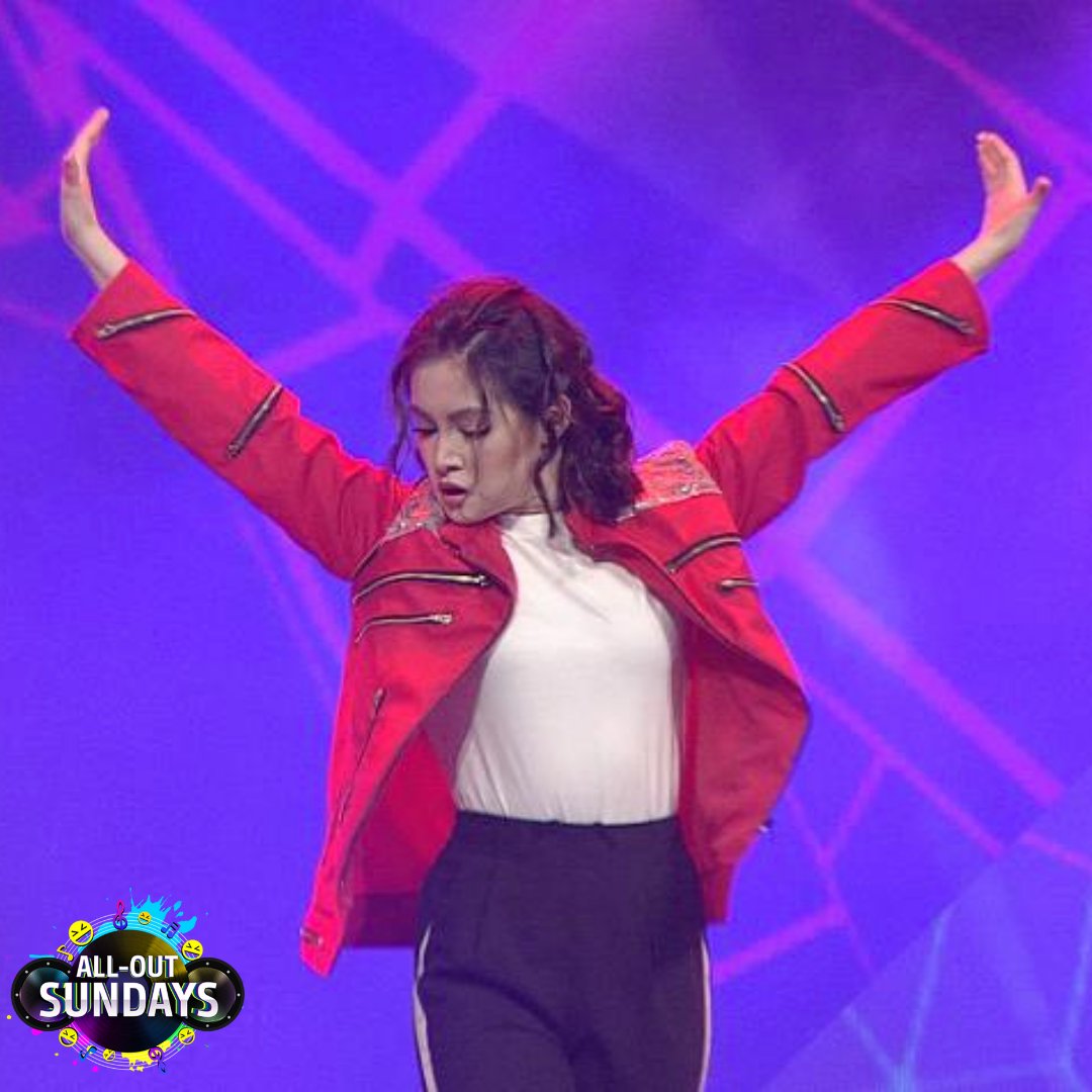 AllOutSundays7's tweet photo. Spot on looks and moves! No one can do Freddie Mercury and Michael Jackson like these two!
#AllOutSundays
#AOSAprilApril https://t.co/iwjZrep0hm