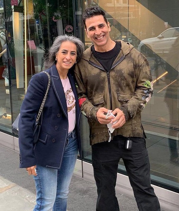 nishantdutta771's tweet photo. #Throwback 
@akshaykumar sir from the sets of 
#ProductionNo41 
The look 🔥🔥🔥 https://t.co/OiFANlQ6Kg