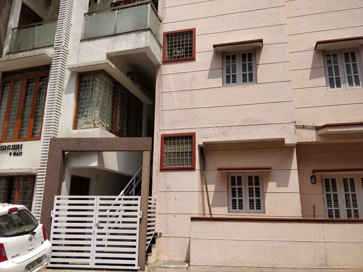 ponpaljohnson's tweet photo. @NestAwayCare @nestawayhomes  @amarendrasahu Here's a glimpse of what nestaway posts as listing and what you get when you visit the property location.. the photos they posted for House ID127492 is of different property, wrong map location when visited given address https://t.co/hEo0VTZxMk