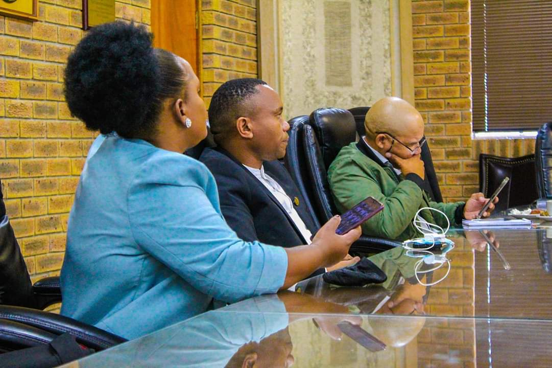 andylicious78's tweet photo. Football administrators  ⚽️ https://t.co/suwjzQ3kbR