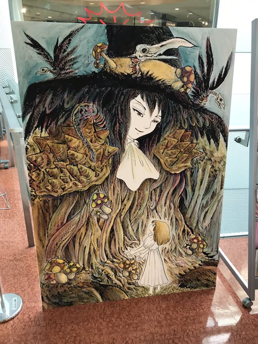 高橋葉介先生の原画展&amp;サイン会行ってきました
妖艶な原画が素敵だったし一人一人対応してくださって感動(イラストまで!)
サインして下さってる時に何か質問ありましたら、との事だったので (続)

#高橋葉介
#高橋葉介原画展
#北九州漫画ミュージアム 