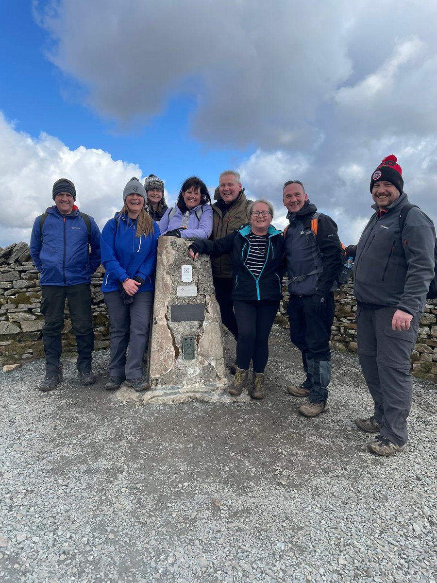 Clapham9Jane's tweet photo. My first peak achieved Whernside you were a blast https://t.co/4iysUdNBpb