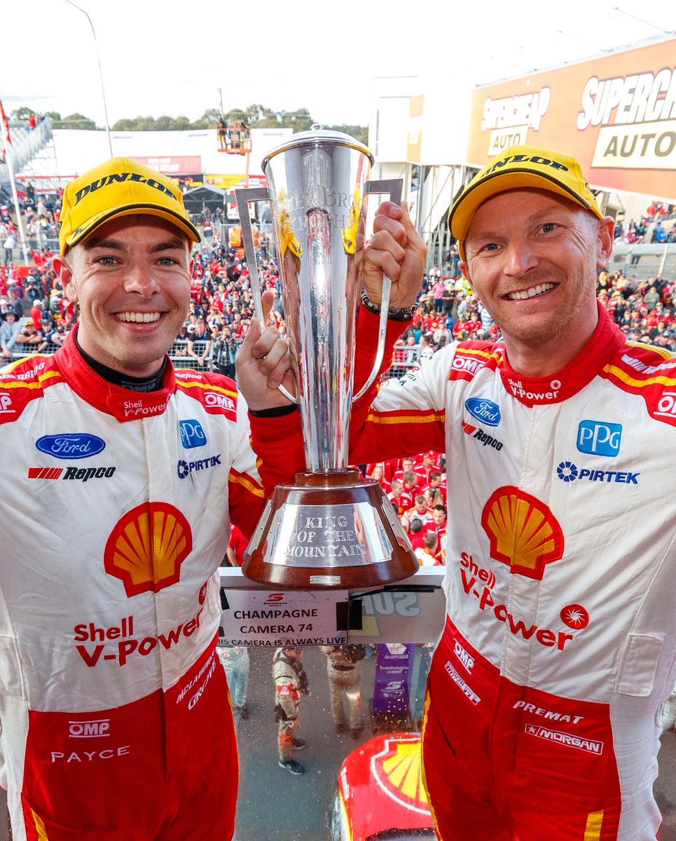 smclaughlin93's tweet photo. 10 years of friendship and memories - Happy 40th Birthday Frenchy #premat https://t.co/GboBlvpnnv