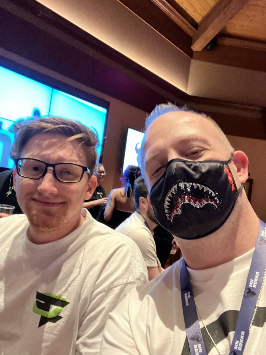 CoastalgamingT1's tweet photo. Just hanging with optic scump and optic hitch and optic Roger is all. Vip after party. #OpTicTexas #cdlminnesota #codleague #CallofDuty #coastalgaming https://t.co/qVN3xV69Ns