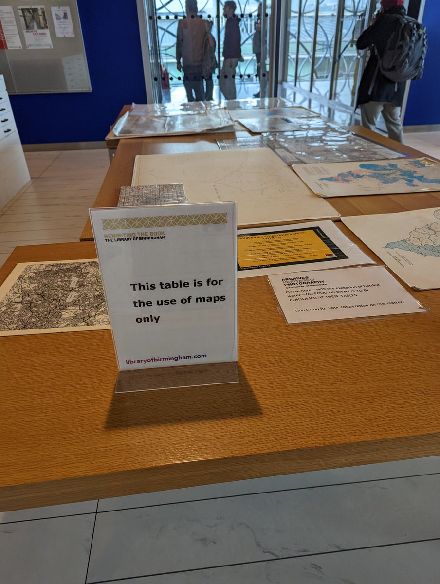 sljbaker92's tweet photo. Have to visit Birmingham Library every time I visit Brum - love the designated map only table 😍 #mapsection #OSmaps #maptable #birminghamlibrary https://t.co/8gDQJXjOMz