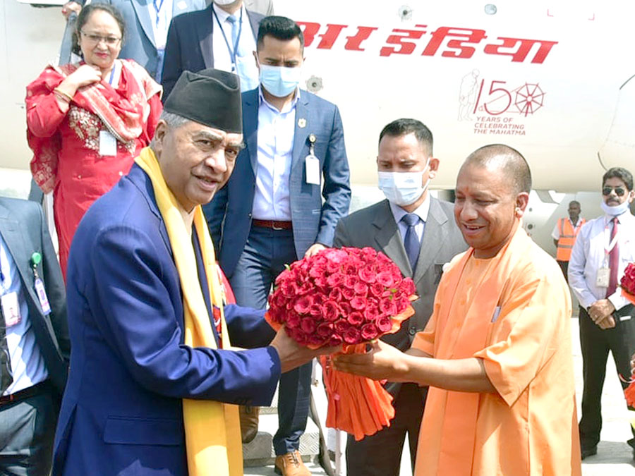 myogiadityanath's tweet photo. देवाधिदेव महादेव की पावन नगरी काशी में नेपाल के माननीय प्रधानमंत्री श्री @SherBDeuba जी का हार्दिक स्वागत एवं अभिनंदन! https://t.co/fUV76clSF9