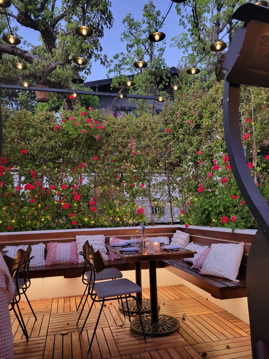 WeHo Chamber tweet media