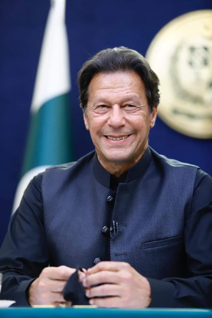 chachaboomer's tweet photo. تو وہی ہار گیا تھا میرے بذدل دشمن 
 مجھ سے تنہا کے مقابل تیرا لشکر نکلا
#NoConfidenceMotion 
#Resignations 
#آخری_سانس_تک_عمران_خان 
#PTI https://t.co/xgOrg964P7
