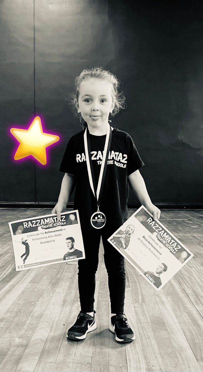 Thanks to <a href="/RazzChester/">Razzamataz Chester</a> <a href="/razzschools/">Razzamataz Theatre Schools</a> for yesterdays Easter Awards. Grace only joined this term and absolutely loved performing on stage. Her smile said it all 🤩 #thankyou