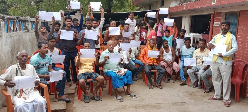 <a href="/Dadamarkam/">गोंडवाना गणतंत्र पार्टी ,उत्तर प्रदेश</a> <a href="/GondvanaP/">Gondwana Gantantra Party</a> #AkhileshYadav #SamajwadiParty <a href="/NareshUttamSP/">Naresh Uttam Patel (#मैं_PDA_परिवार_से_हूं)</a> <a href="/DrRajpalKashyap/">Dr. Rajpal Kashyap</a> <a href="/ManojSinghKAKA/">Manoj KAKA</a>
<a href="/LSElections2024/">UP Elections 2022</a>
गोंडवाना गणतंत्र पार्टी की गांव गांव में "मिशन बूथ कमेटी गठन" अभियान के तहत 3 अप्रैल 2022 को #बलिया ग्राम नगवां में मीटिंग की गयी..
#जय_गोंडवाना #जय_समाजवाद..