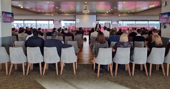 Paulmcveigh77's tweet photo. Congratulations to another one of our Bespoke Elite Speaker Training clients Neil Mellor, who delivered his Keynote at one of the biggest and best clubs in world football!

Liverpool Football Club 🎤

https://t.co/AeMAqaJs4l

#keynotespeaking #speakerlife #keynotespeakertraining https://t.co/DZ4Lis0Zxl