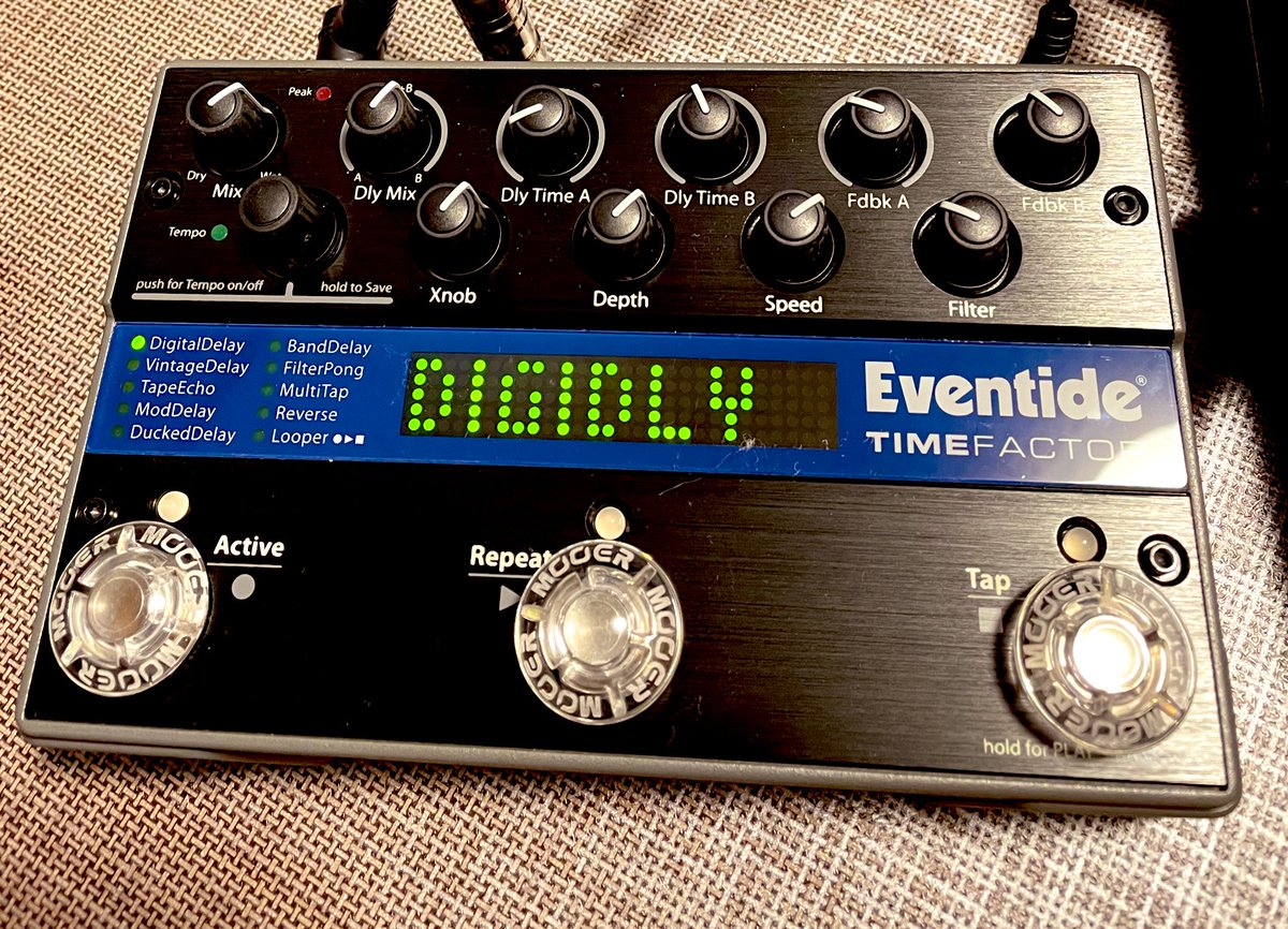 CYGNUS_7's tweet image. 新しいアイテム
凄く良い音だけど他のエフェクターと違ってINとOUTが逆になってます。

#timefactor
#エフェクター