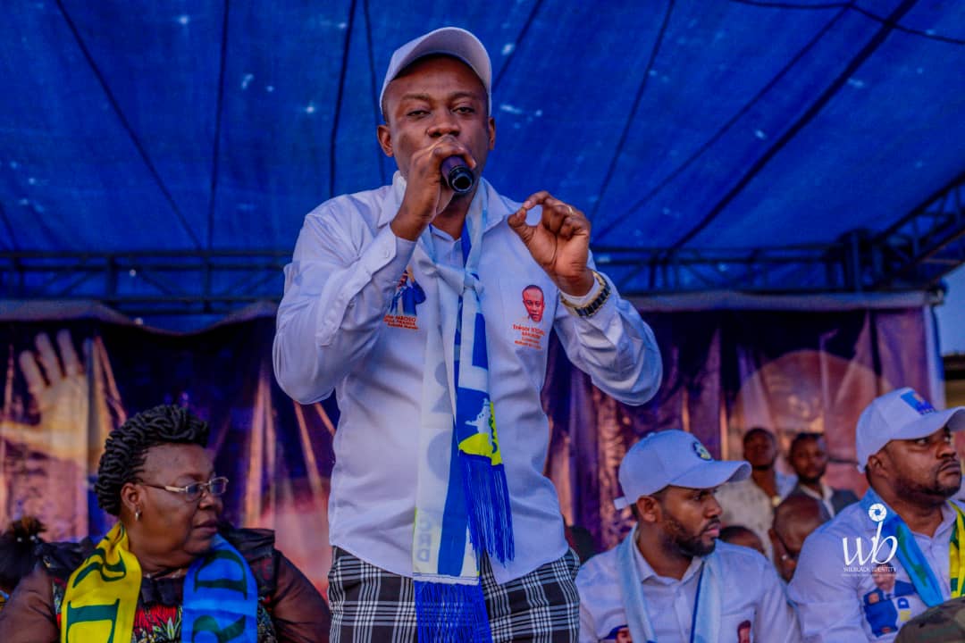 KanyindaPat's tweet photo. Mt @ntombo_tresor, l'appel de la race a été entendu !
Le peuple a répondu présent. Et l'évangile politique de @CMbosoNkodia a été prêchée : 2023, pr la #JCRD, @fatshi13 sera réélu par une écrasante majorité !
Les généraux terribles de @CMbosoNkodia !
@BetonDeLaRep_Cd @aboubiayi https://t.co/S68vMlDCjI