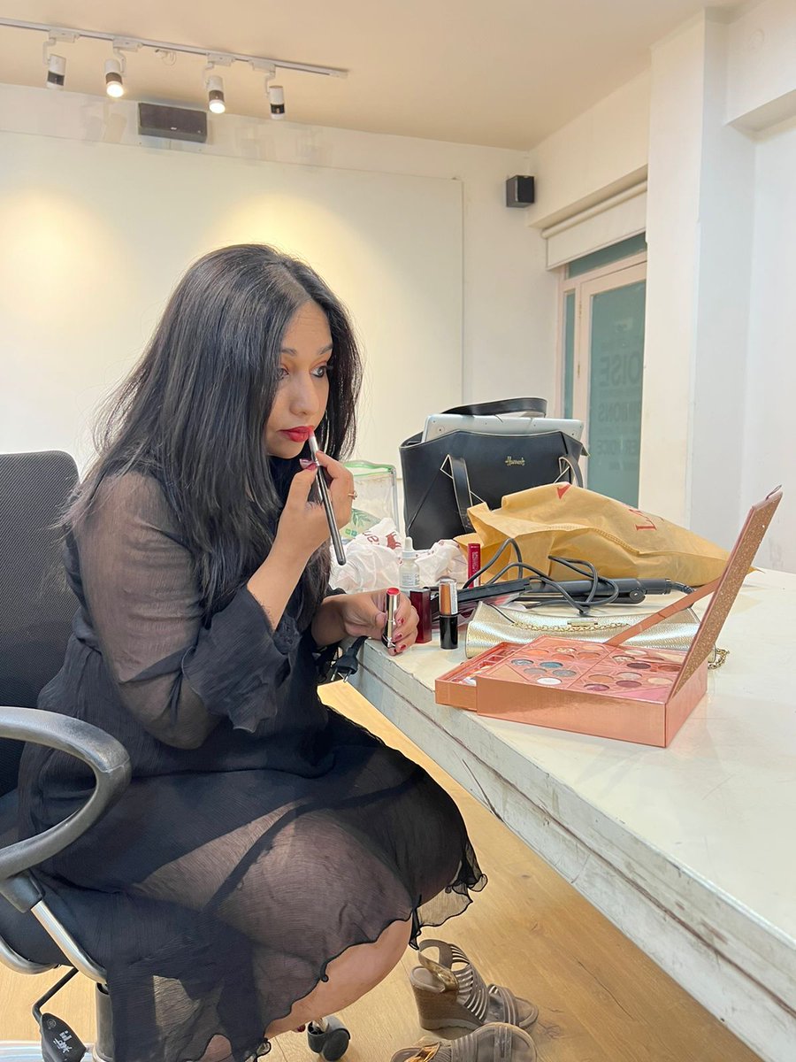 Work from Office !! Doubling meeting room as dressing room to not to be late for a saturday night party ! #LastNight #SaturdayNight
