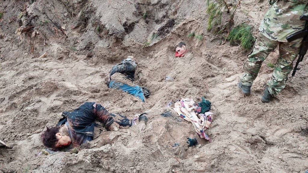 Podolyak_M's tweet image. Kyiv region. 21st century Hell. Bodies of men and women, who were killed with their hands tied. The worst crimes of Nazism have returned to 🇪🇺. This was purposely done by 🇷🇺. Impose an embargo on energy resources, close seaports. Stop the murders!