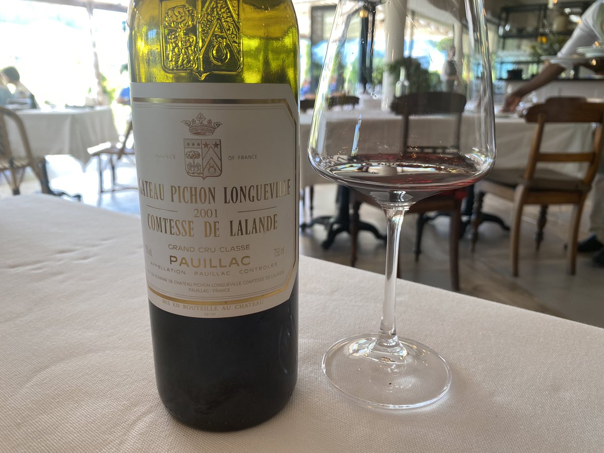 And a last stop of the filming circuit: <a href="/GlenellyEstate/">Glenelly Estate</a> with Luke O’Cuinneagain. Celebrated an extraordinary woman from France (cue the Lady May), had a delightful lunch, and indulged in some 20-year-old Bordeaux from #ChateauPichotLongueville.