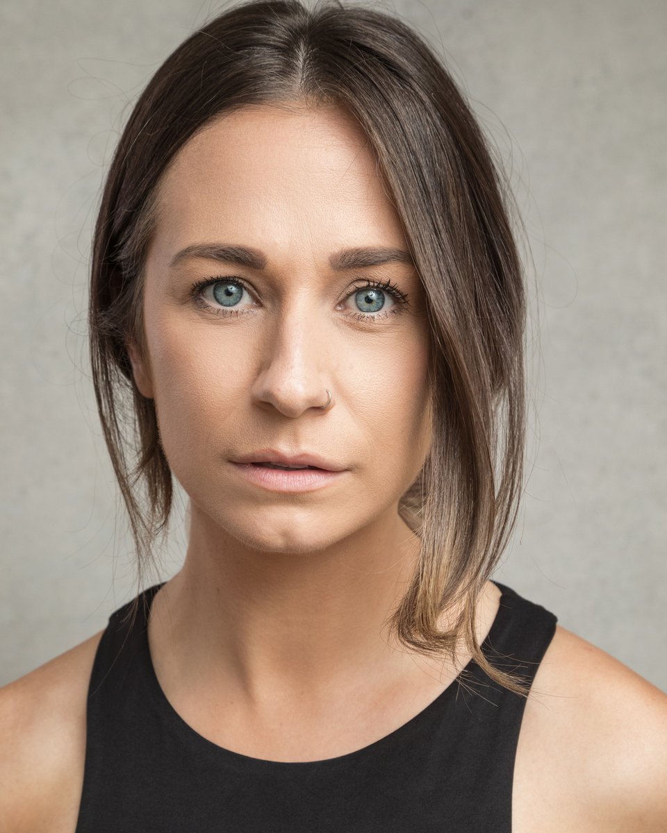 PostItProds's tweet photo. 📣DAISY CAST ANNOUNCEMENT📣

Introducing Stacey Victoria Bland (@Stacey_Bland) as DAISY. 

#DAISYtheplay #EssexOnStage 
@QueensTheatreH @QTHOuterLimits https://t.co/qAPqB3aD3O