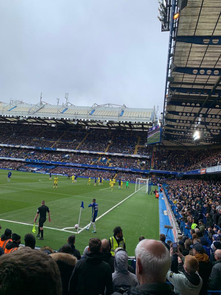 GeorgeOrchard6's tweet photo. CHELSEA 🔵 VS BRENTFORD 🟡 https://t.co/Z6Y9xhuPRo