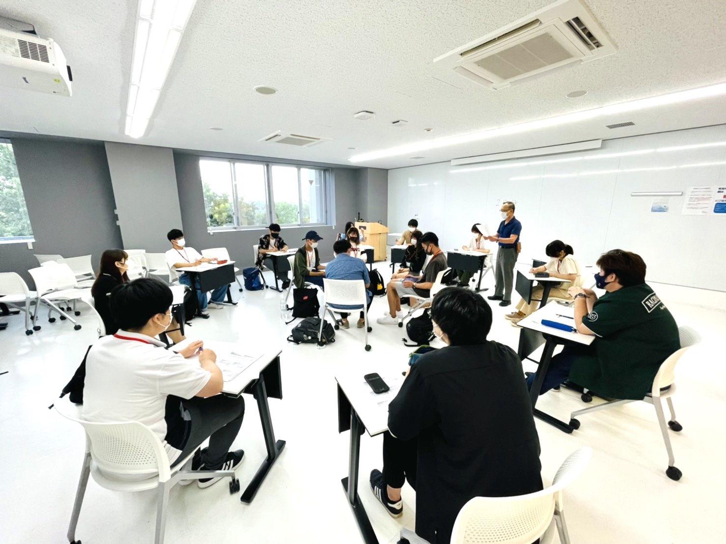 城西大学経済学部 公式 教室探訪 締め切りが近い集中講義 キャリア開発とコミュニケーション のご案内です 例年 就活や公務員試験の集団討論で役に立ったという報告が多いです 人を通して自分を見つめ直してみたい人はぜひ Webclassをチェック
