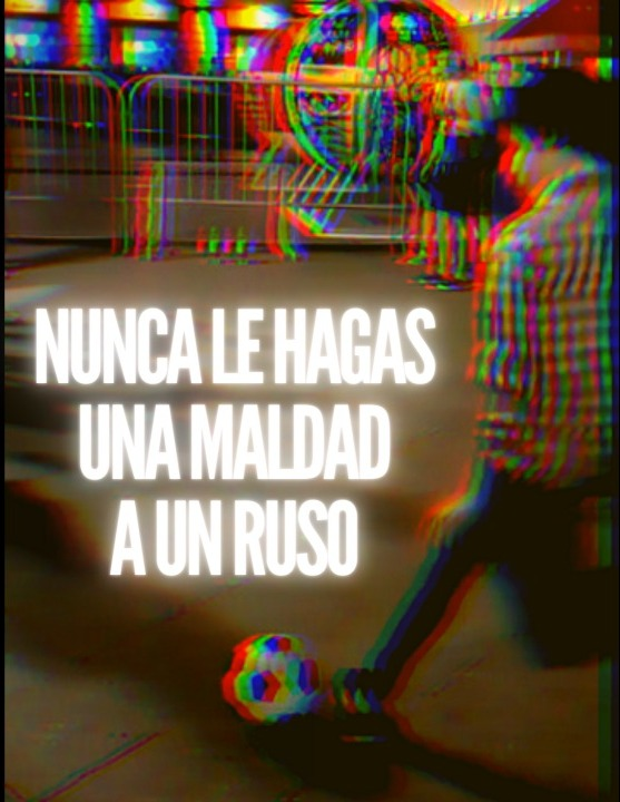 ¿Viste ese momento donde sabes que perdes? que algo adentro tuyo se comprime, ¿el alma será? ese cagazo adrenalínico que te va haciendo chiquito, eso sentí yo cuando miré para atrás en la peatonal de Moscú.