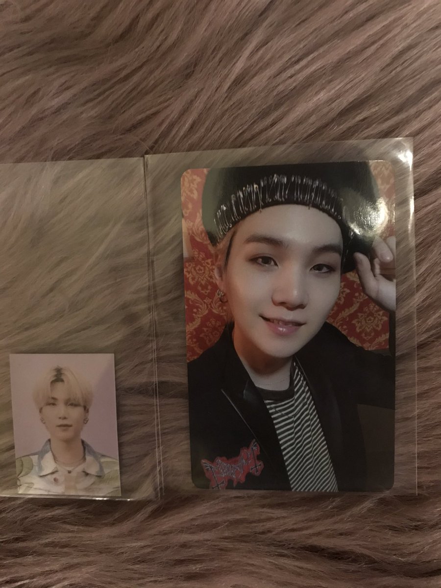 chrise11s's tweet photo. WTS LFB BTS 
2022 sg yoongi set - 200
Tmoney - 350 ea
Dlamajung pc - 100 ea
Suga jungkook v jin jimin https://t.co/DW4Nr7gXnr