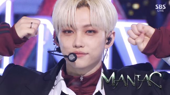 lovebokkie's tweet photo. felix for today’s Inkigayo ♡ https://t.co/BJa5ws7ewc