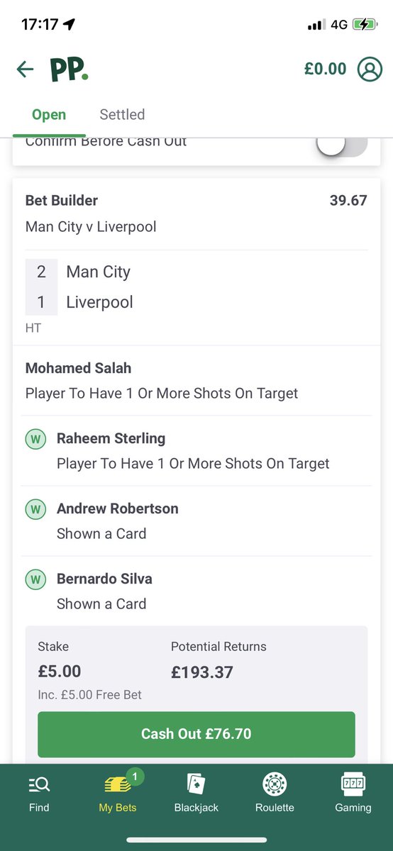 SeanStephen10's tweet photo. @MoSalah one shot on target was all you had to do 😭😭 https://t.co/wewTRzModn