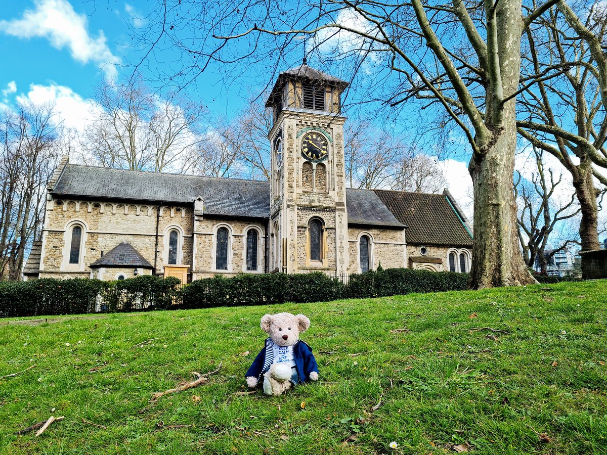 ttteddybear's tweet photo. For sure a #hiddengem in #London #stpancrasoldchurch https://t.co/SYGV3vQfhJ