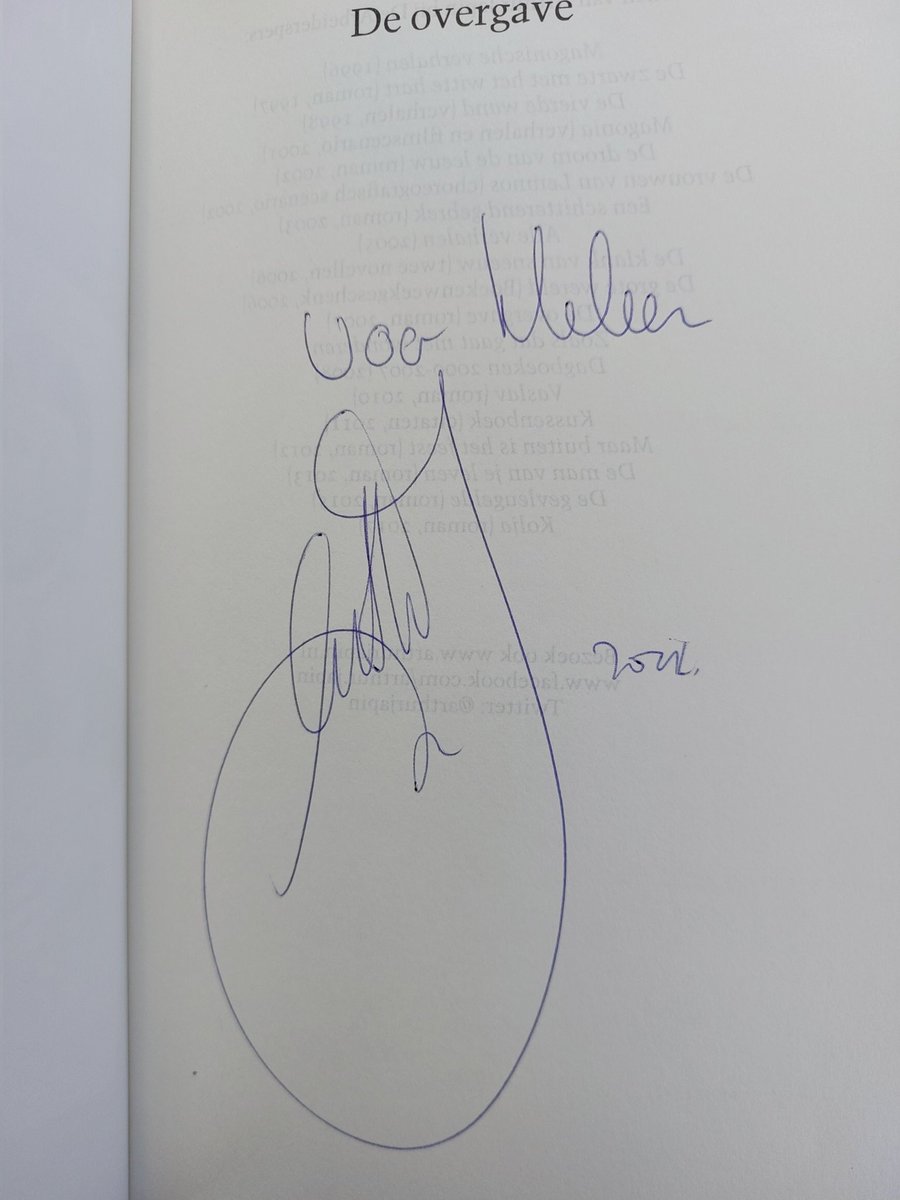 HeleenKeur's tweet photo. En dan vanmiddag...naar @KopGroepBieb #school7 voor een ontmoeting met mijn favoriete schrijver @ArthurJapin. Erg blij! https://t.co/ebP1M0AGR6