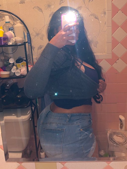 Watch tanvi khaleel🇮🇳's leaked NSFW photo on TwXstars