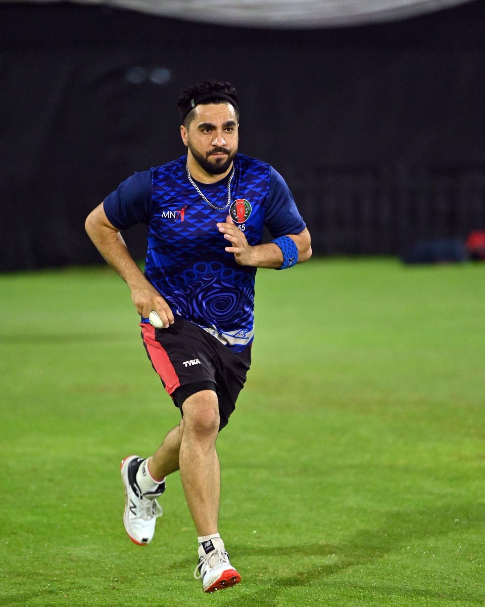 aftabalam55786's tweet photo. Work hard every day. Push your self every day. Good days will come. #cricket #afghanistan #afghanstyle #trainincamp #abudhabi #champion #aftabalam #AA55 https://t.co/vg7dDCslrd