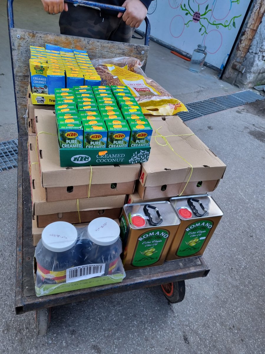 BARAC (@baracuk) on Twitter photo Thanks for all your donations, a report on our humanitarian aid mission yesterday. 
crowdfunder.co.uk/p/help-raise-f…
#refugeeswelcome #humanitarianaid #solidarity #RamadanMubarak Thanks for all your donations, a report on our humanitarian aid mission yesterday. 
crowdfunder.co.uk/p/help-raise-f…
#refugeeswelcome #humanitarianaid #solidarity #RamadanMubarak