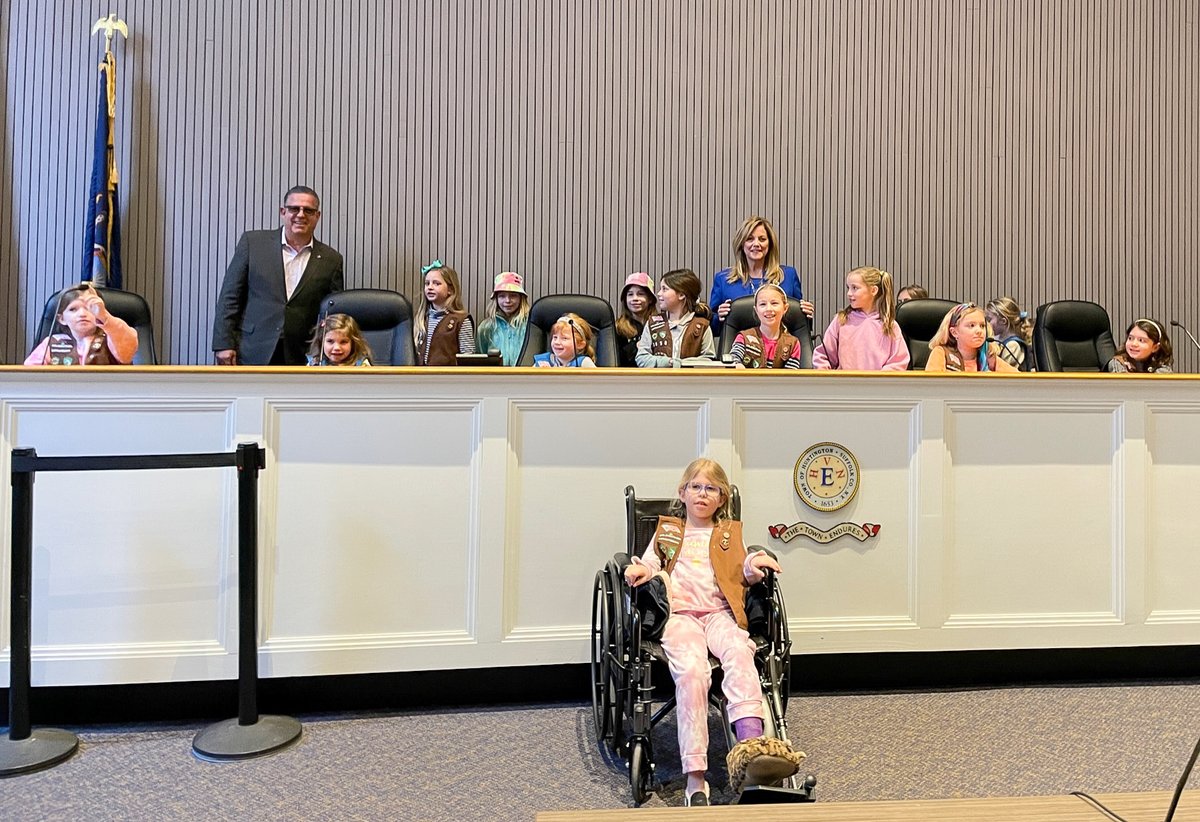 Girl Scouts Suffolk tweet media