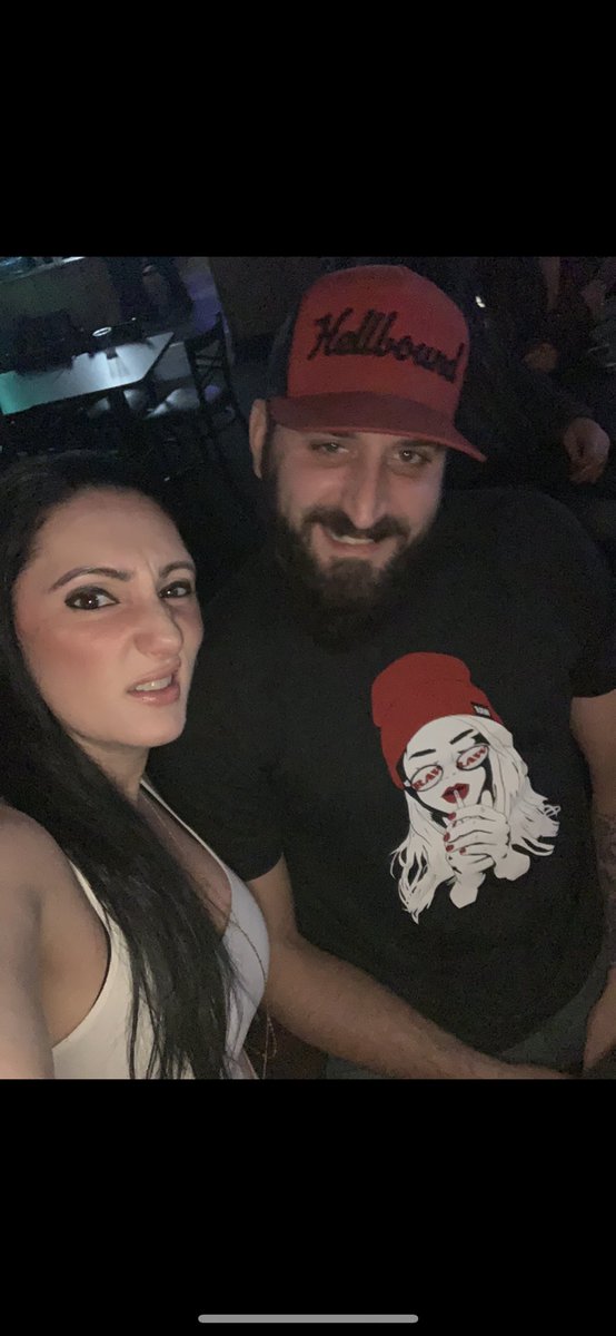 camcrystal's tweet photo. National Siblings Day! (( the real MVP)) https://t.co/VxhVop73CI