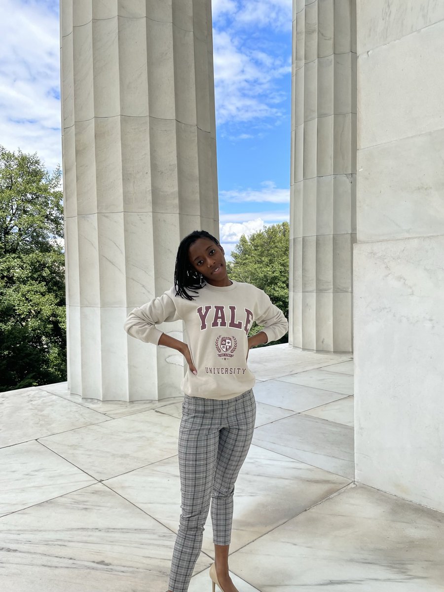 _mayalouise_'s tweet photo. big news!! I’ve accepted a full-tuition offer from the David Geffen School of Drama at Yale University to earn my MFA in Theater Management! Hard work and prayers got me here &amp; will continue to carry me through the next 3 years. I’m so grateful that my dreams are coming true ✨🖤 https://t.co/VQ6cJRgvAF