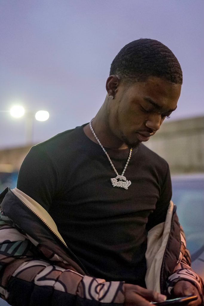 RealYungSwerv's tweet photo. Yall know who next up #Swerv https://t.co/slhGhgPBBu