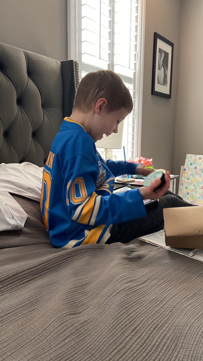 KRAZTRNMOM's tweet photo. @Bschenn_10 do you know that my son, Braden, doesn’t just think, he KNOWS that you are the greatest to wear the Blue Note. You have brought him SO much joy, you will just never know. Also, he asked me if you could come to dinner.😂🤗💙 #stlblues #AutismWillNotStopB https://t.co/ElVFUNyjOO