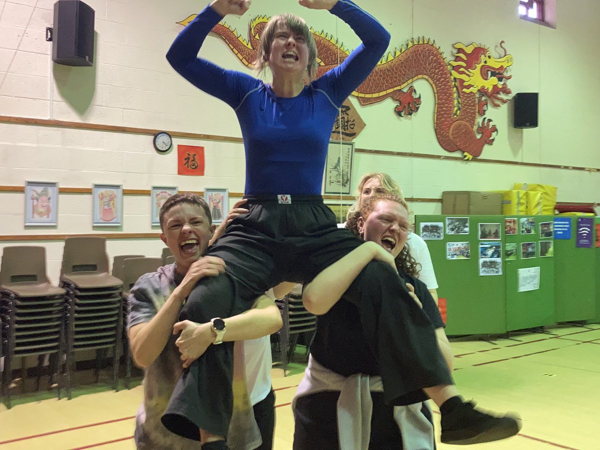 Tmesis Theatre tweet media